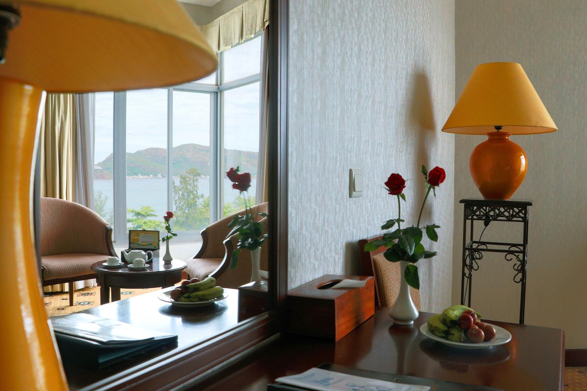Saigon Quy Nhon Hotel Exteriör bild