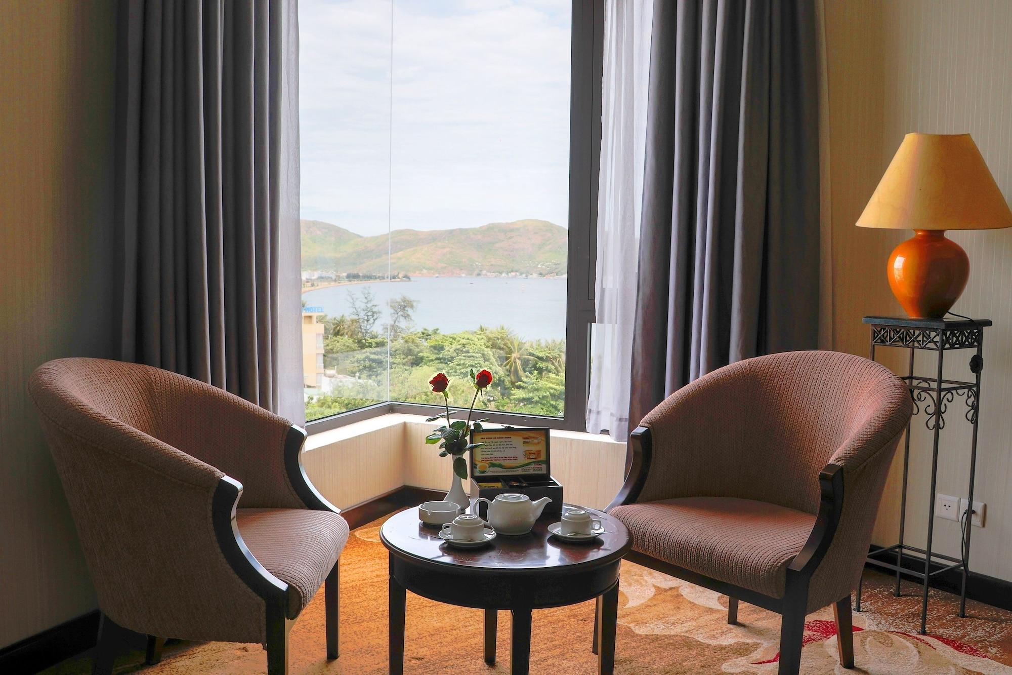 Saigon Quy Nhon Hotel Exteriör bild