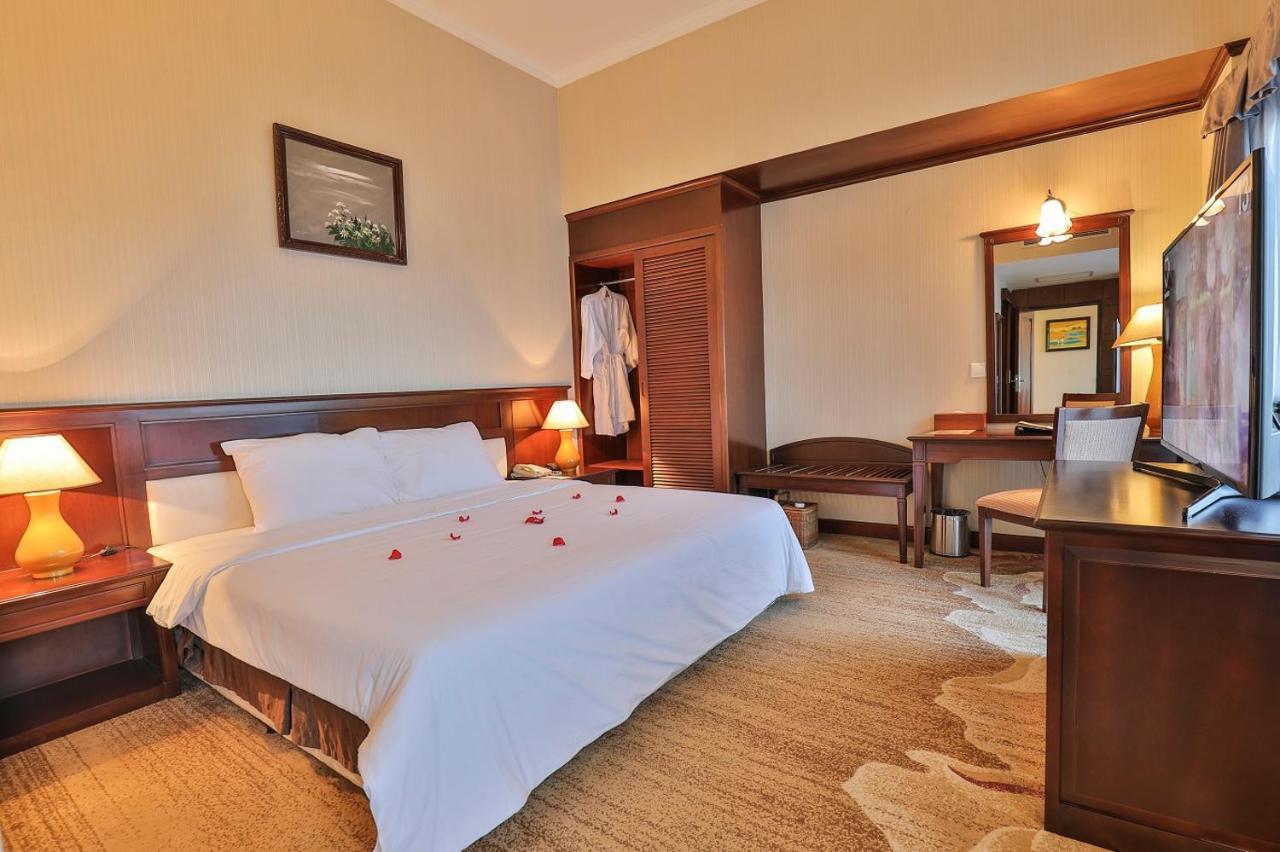 Saigon Quy Nhon Hotel Exteriör bild