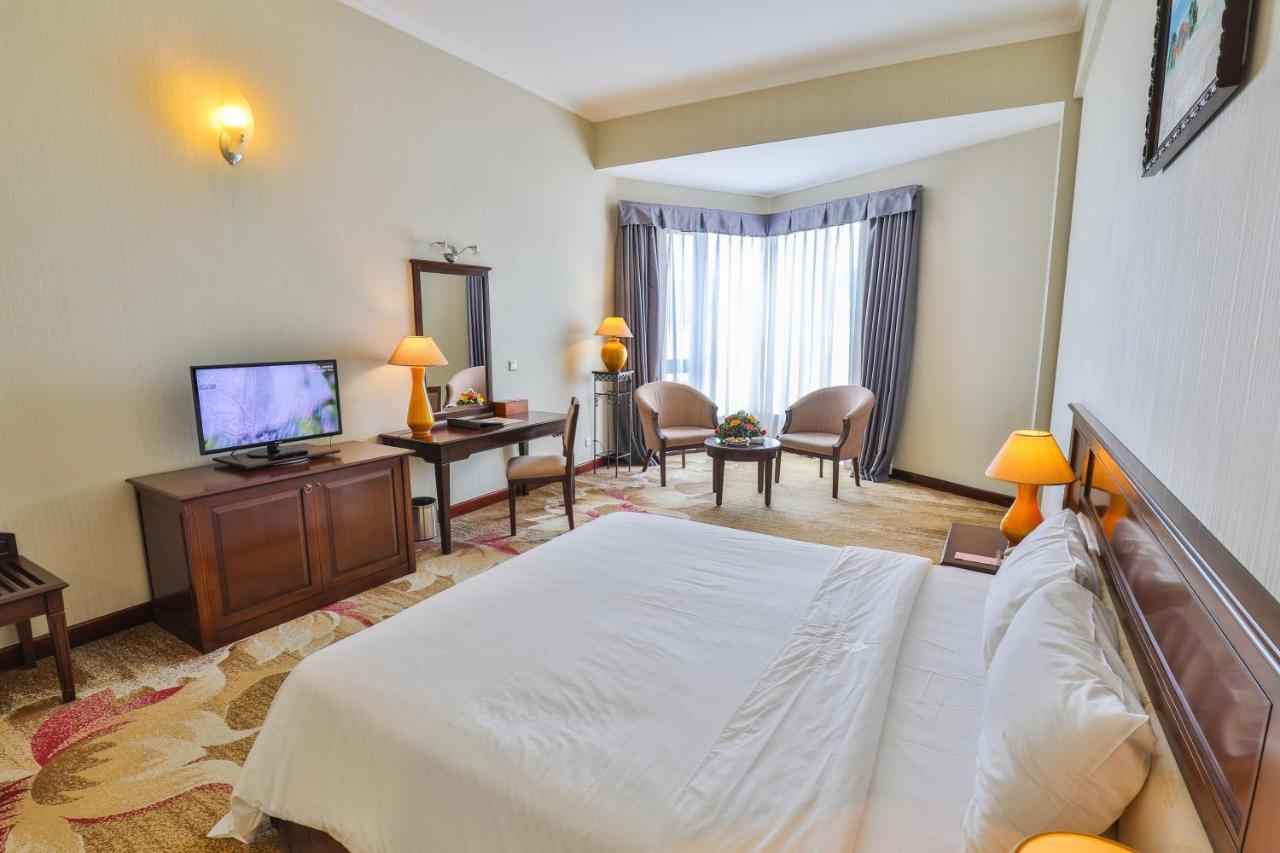 Saigon Quy Nhon Hotel Exteriör bild
