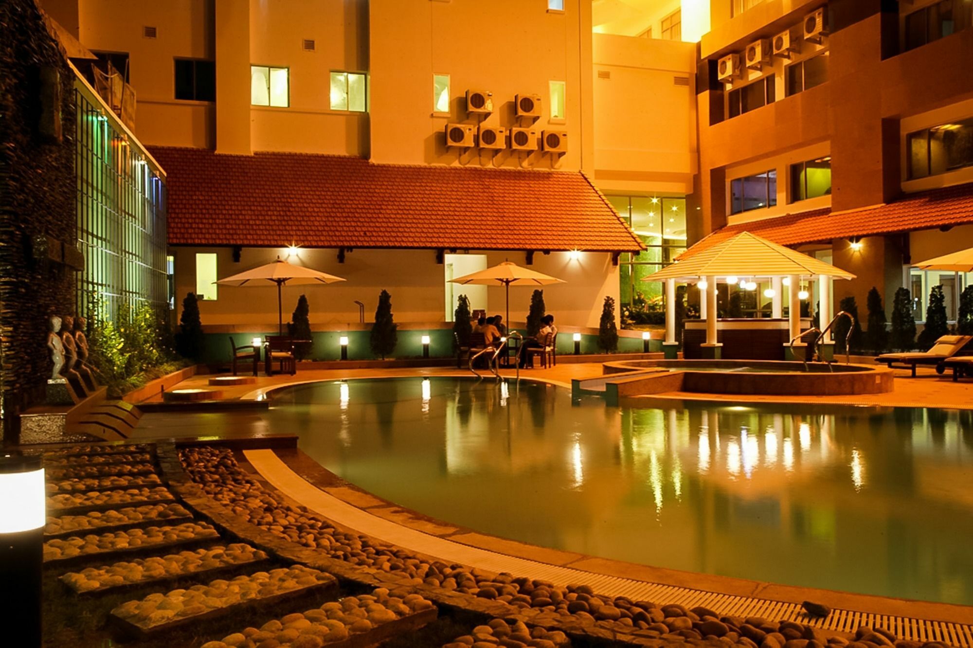 Saigon Quy Nhon Hotel Exteriör bild