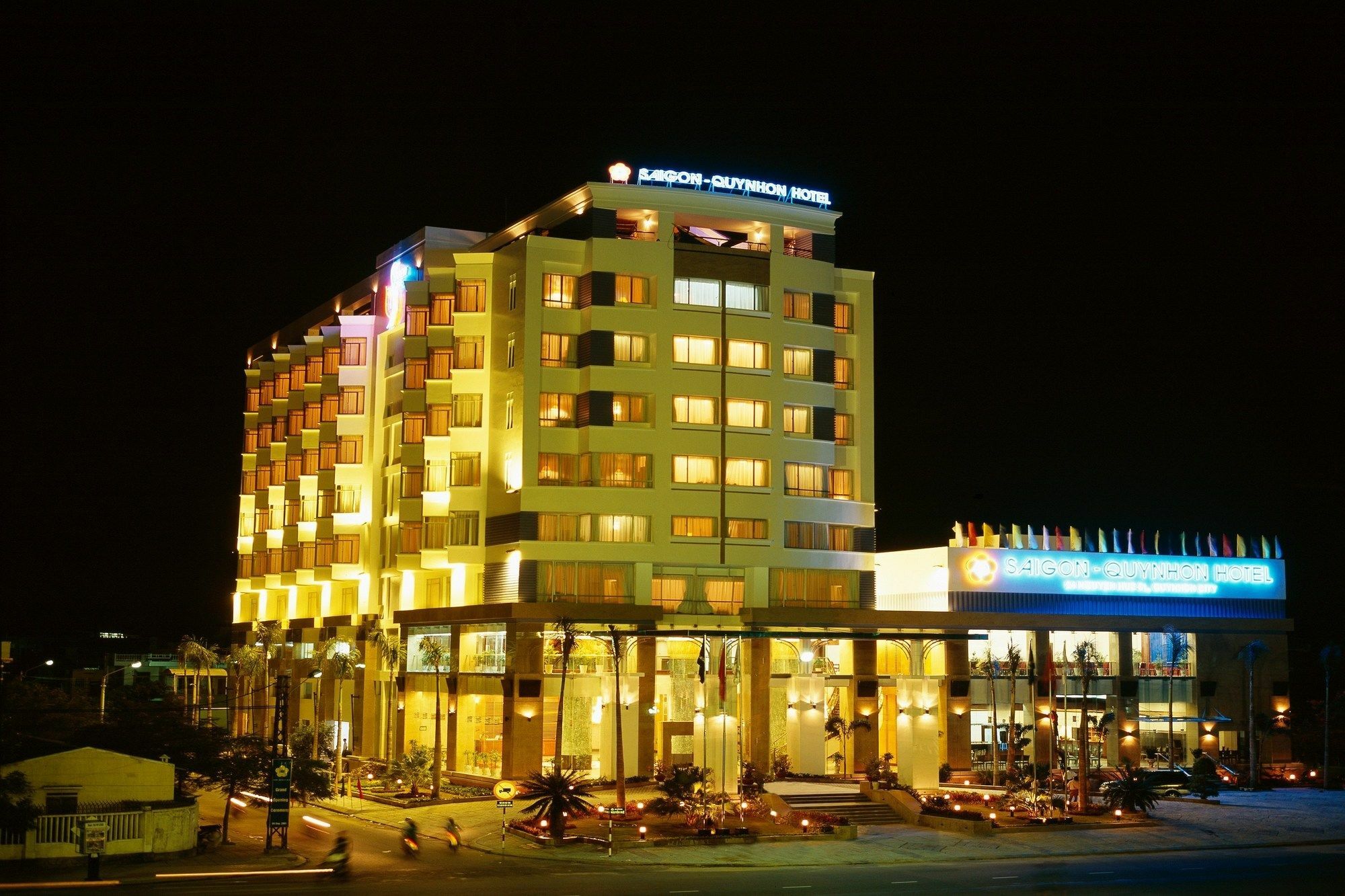 Saigon Quy Nhon Hotel Exteriör bild