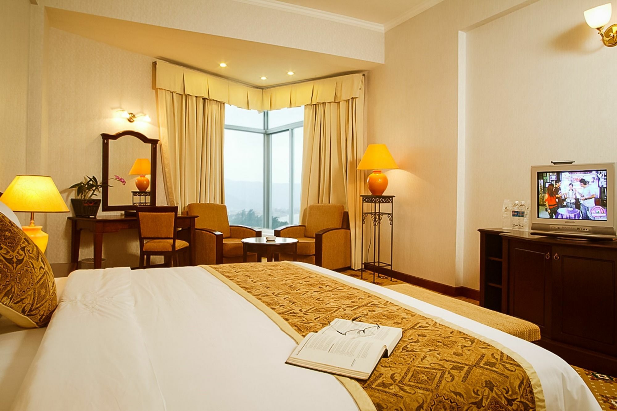 Saigon Quy Nhon Hotel Exteriör bild